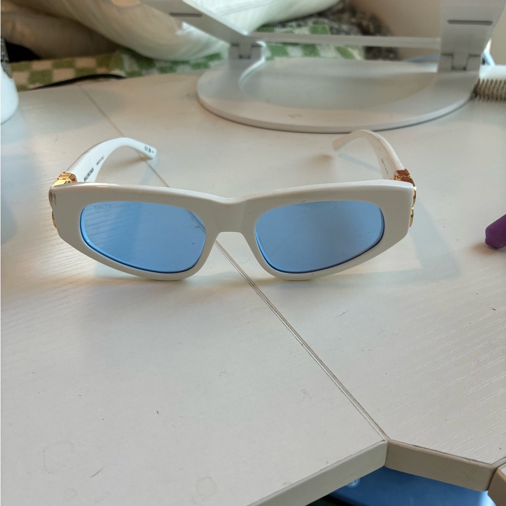 Balenciaga White Cat eye Sunglasses with Blue Lenses
